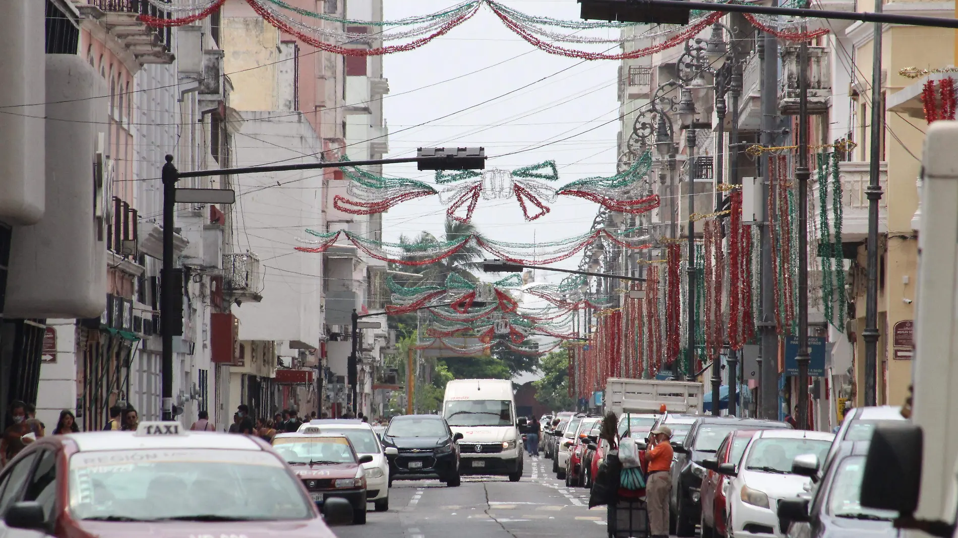 adornos por fiestas patrias. foto raul solis (2)